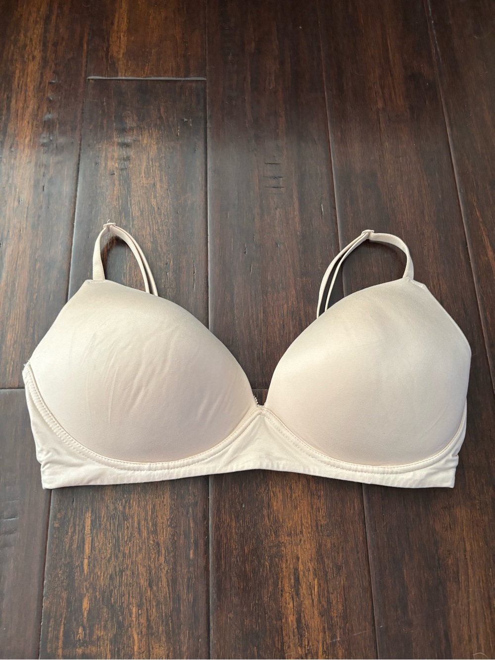 Victoria’s Secret Body By Victoria No Wire Maternity Nursing Bra Size 36DD
